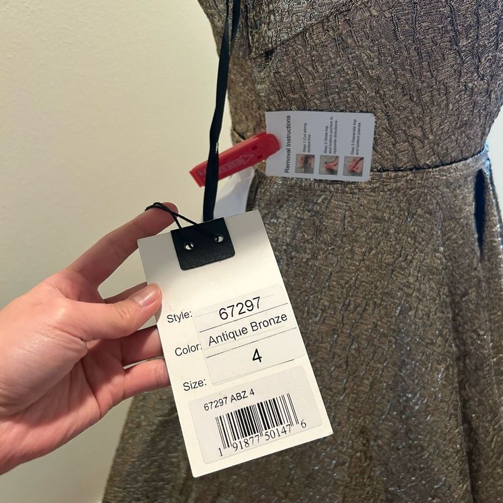 NWT Size Mac Duggal ONE-SHOULDER METALLIC BALLGOWN - Antique Bronze - Picture 16 of 16